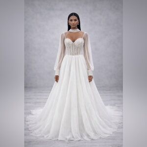 Chic White Bridal Gown with Sheer Sleeves